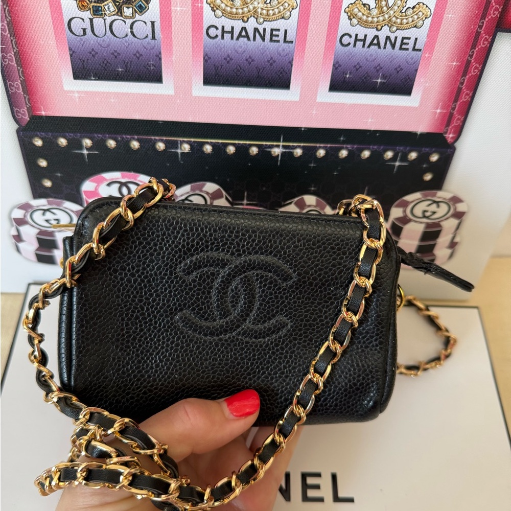 Chanel Black Caviar Leather CC Mini Pouch Bag - Picture 3 of 17